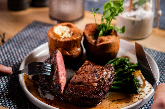 Genieße hausgemachte Speisen bei Bartmans Kitchen
