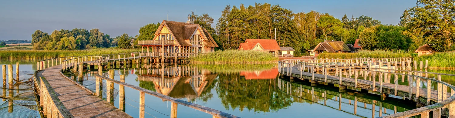 Hemmelsdorfer See mit Steg