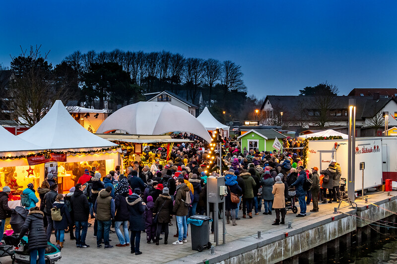 Weitwinkel Aufnahme von der Veranstaltung Fischers Wiehnacht