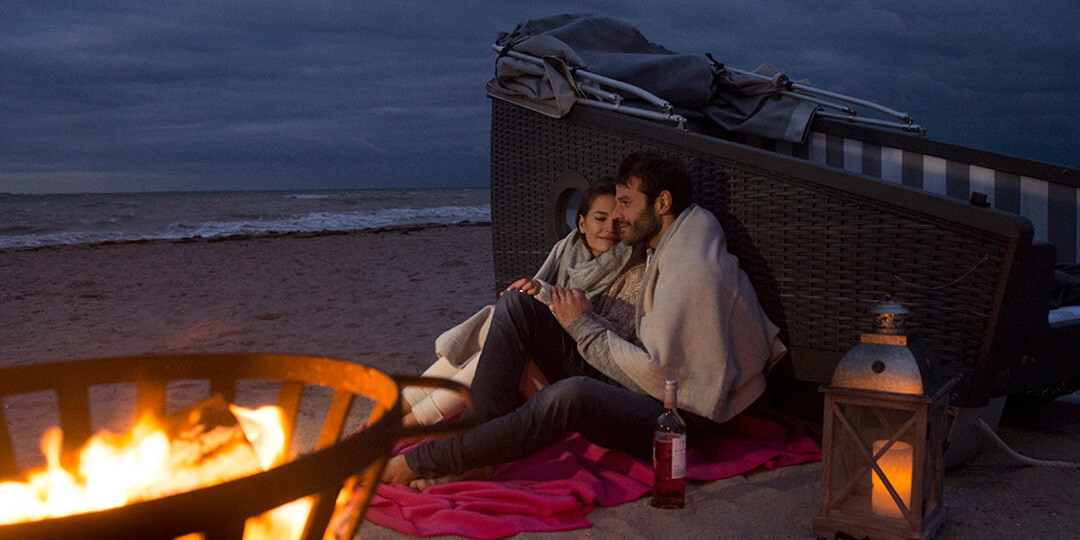 Romantische Abendstimmung am Schlafstrandkorb