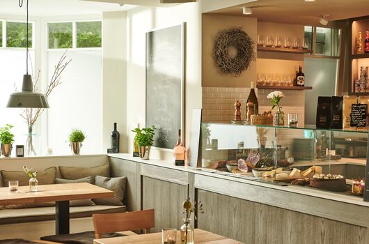 Im Cafe des Cozy Hotels fühlt man sich direkt willkommen