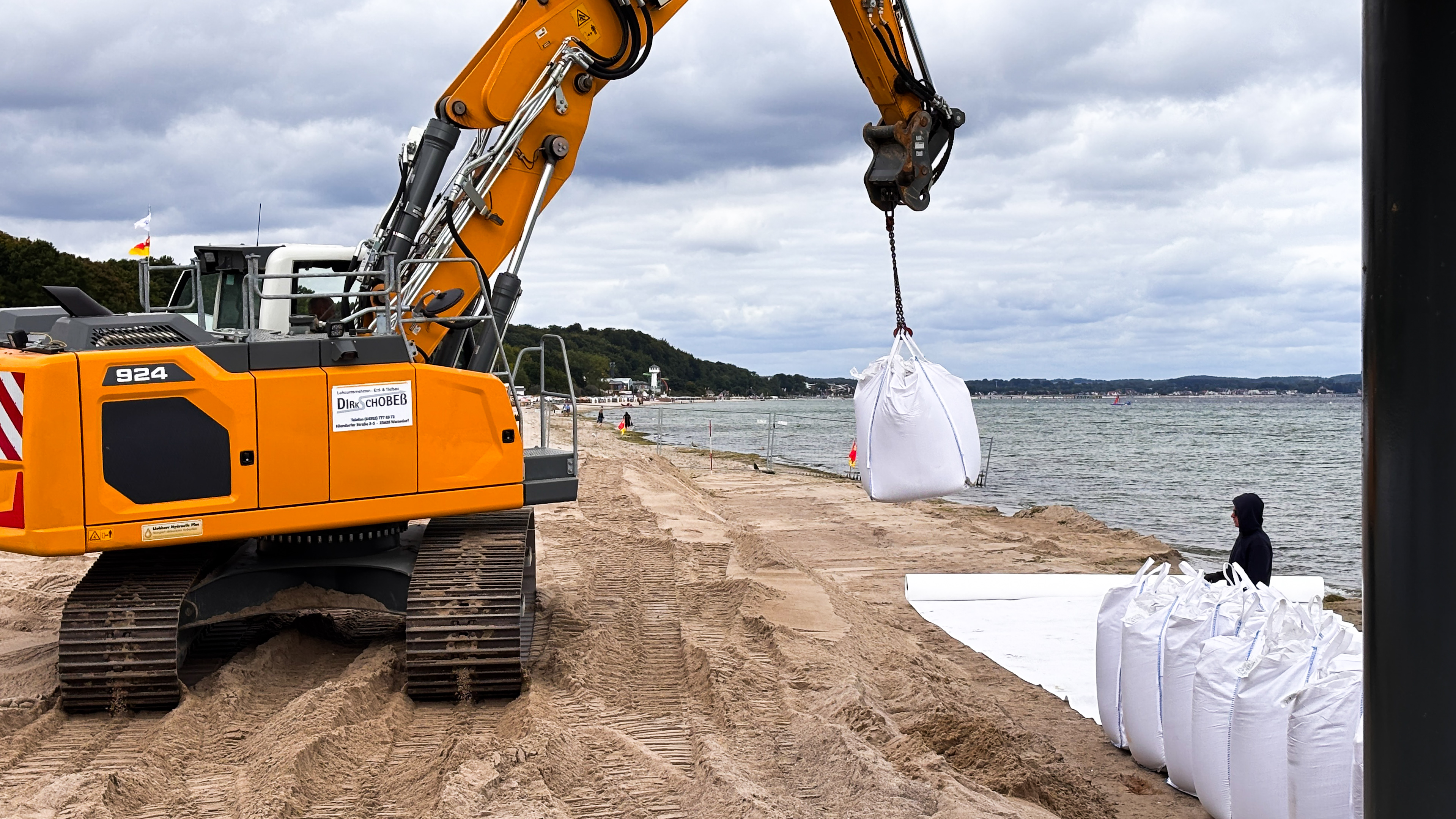 Big Bag aus weißem Polypropylengewebe am Haken