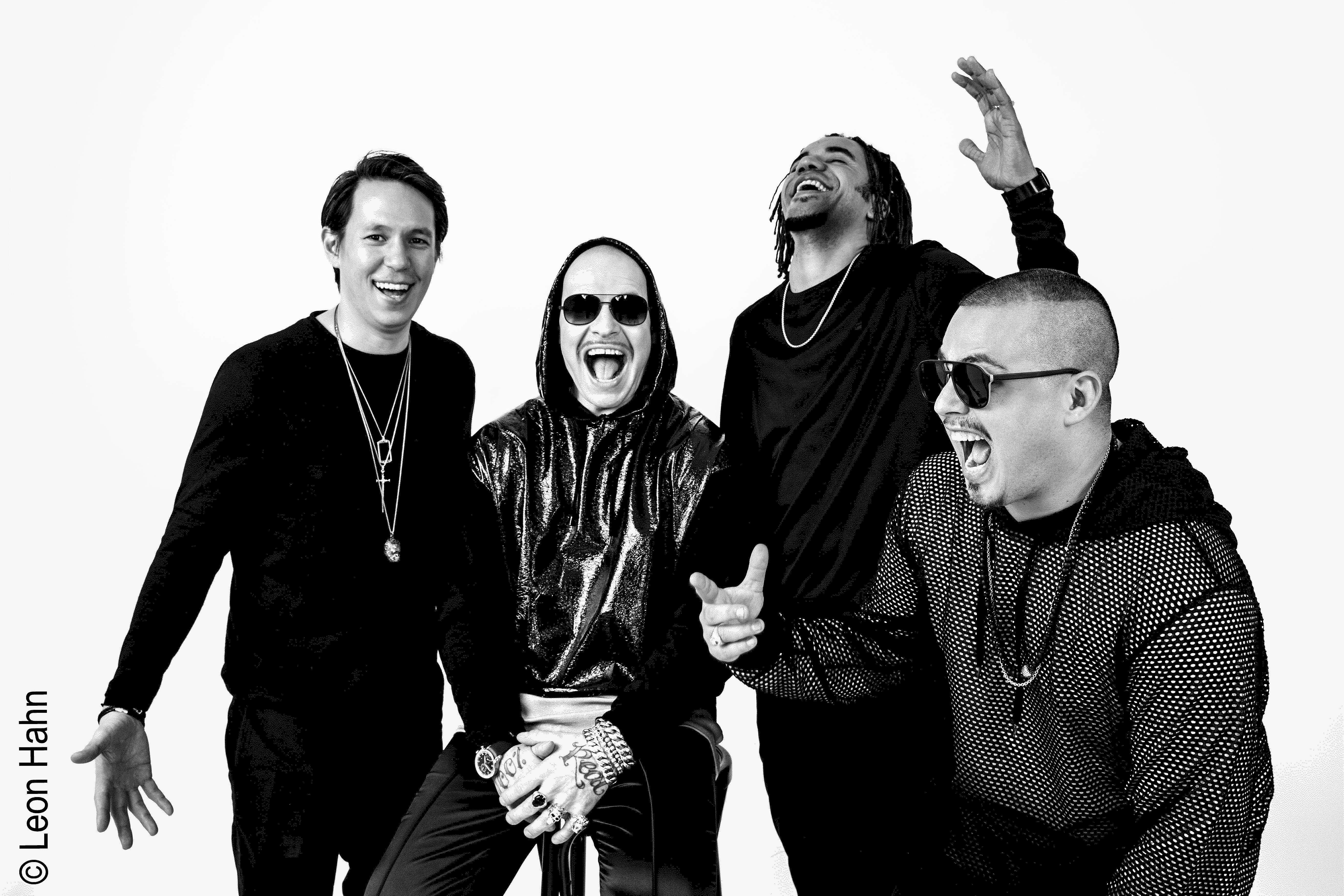Bandfoto von Culcha Candela in schwarz-weiß