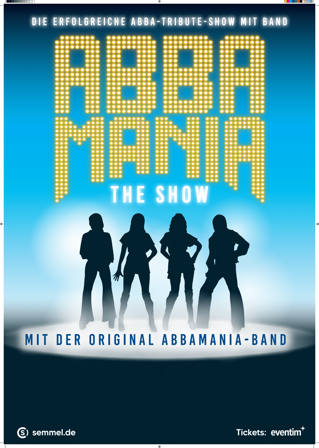 Plakat von Abba-Mania mit Silhouetten von vier Personen auf einer Bühne